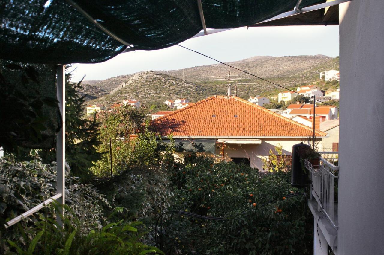 Apartments With A Parking Space Seget Vranjica, Trogir - 5966 Exterior photo